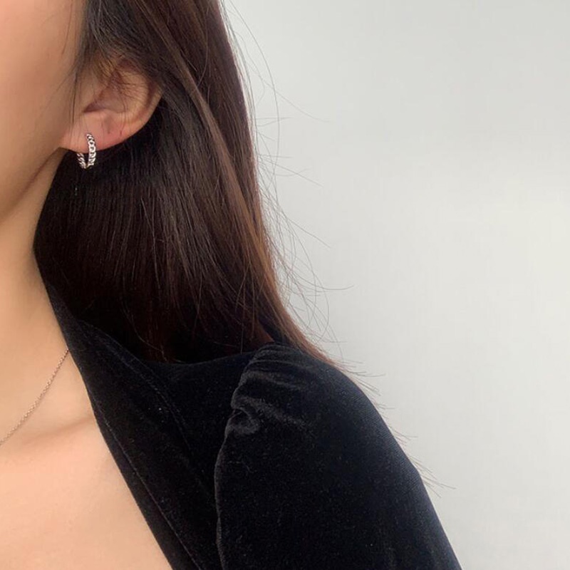 Khuyên tai bạc dạng xoắn thiết kế đơn giản thời trang cho nữ