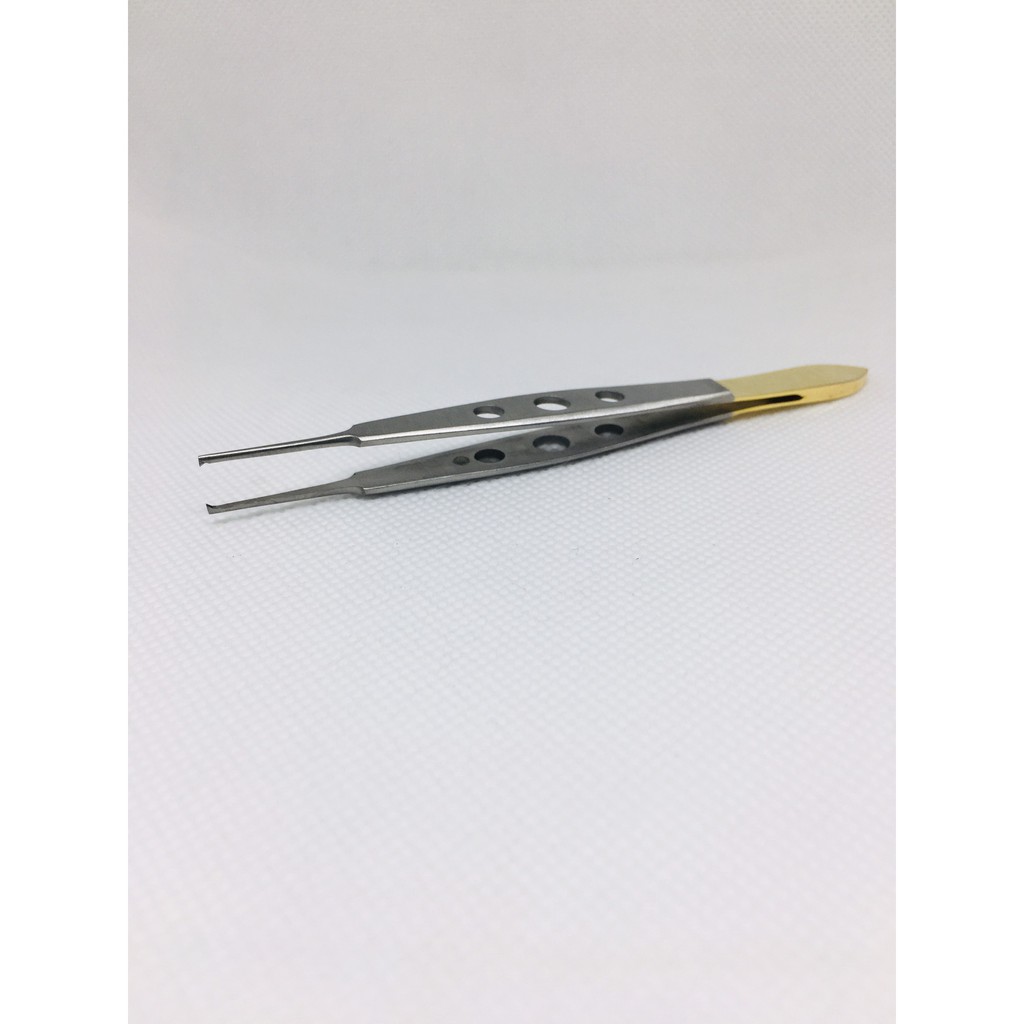 Nhíp 3 Lỗ Cán Vàng Có Mấu 9 Cm