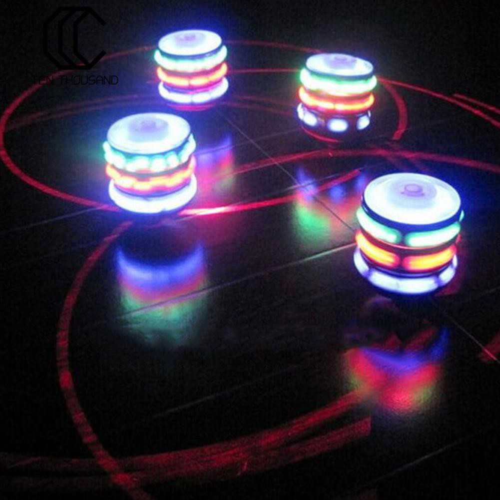 Đồ chơi con quay có đèn led thú vị cho bé