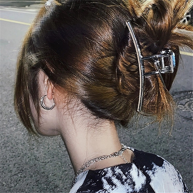 Kẹp Tóc Hình Cá Mập Bằng Kim Loại Cao Cấp Phong Cách hip hop Đường Phố Hàn Quốc Dành Cho Bạn Nữ