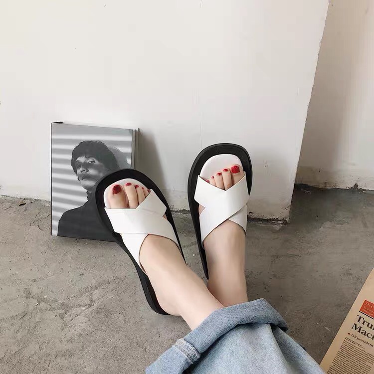 Sandal nữ ulzang nhiều quai đế bằng thời trang giới trẻ. Thời trang học sinh