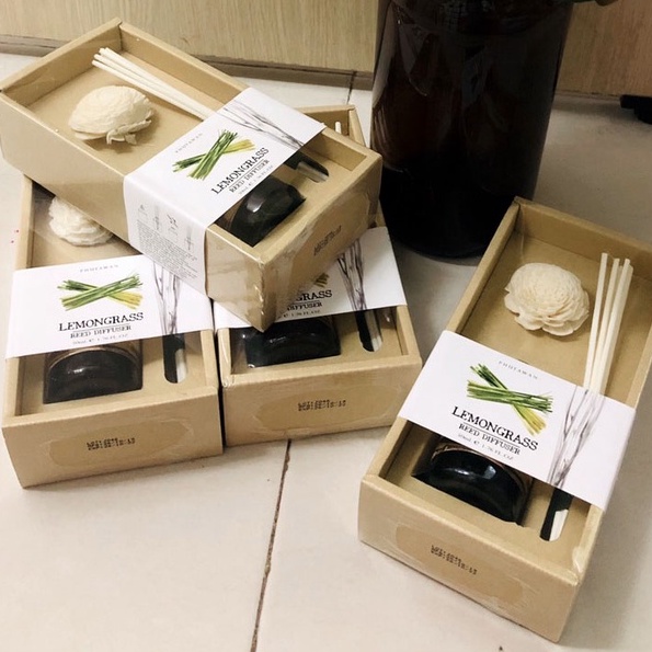 Tinh dầu cắm que gỗ hương Sả chanh -  Lemongrass Phutawan Reed Diffuser