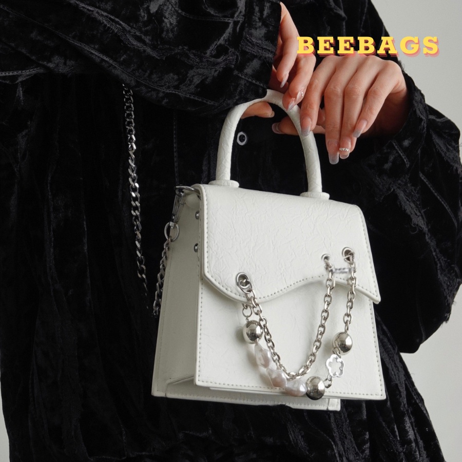 Túi Hộp Cá Tính Màu Trắng, Đen Có Phối Dây Xích Y2K | TX49 | Túi Xách Dạng Hộp Da Chần Nổi Phong Cách Độc Lạ, Hàn Quốc