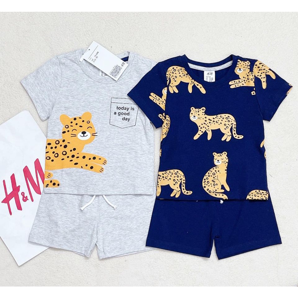 Set đồ bé trai hè cộc tay cotton TheBossBabyVN SH50 bộ đồ bé trai họa tiết báo 2-6y
