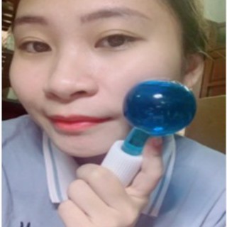 Quả cầu lạnh massage mặt chăm sóc da đủ 2 quả