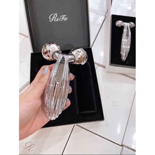Refa Carat Ray - Cây lăn massage mặt và body Nội địa Nhật