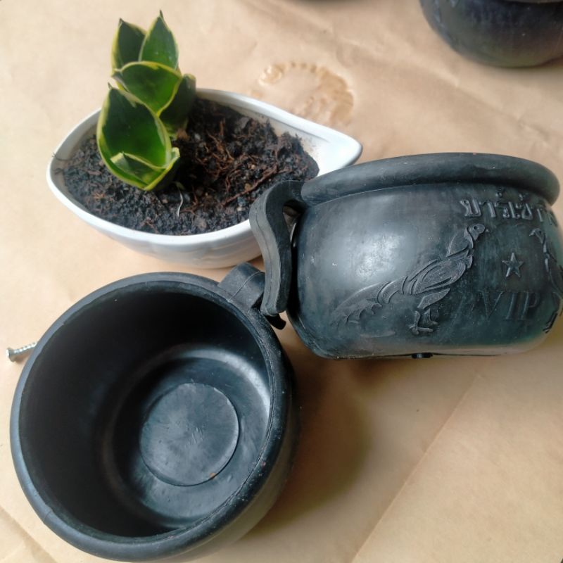 Gáo nhựa cho gà ăn - Gáo nhựa cho chim ăn