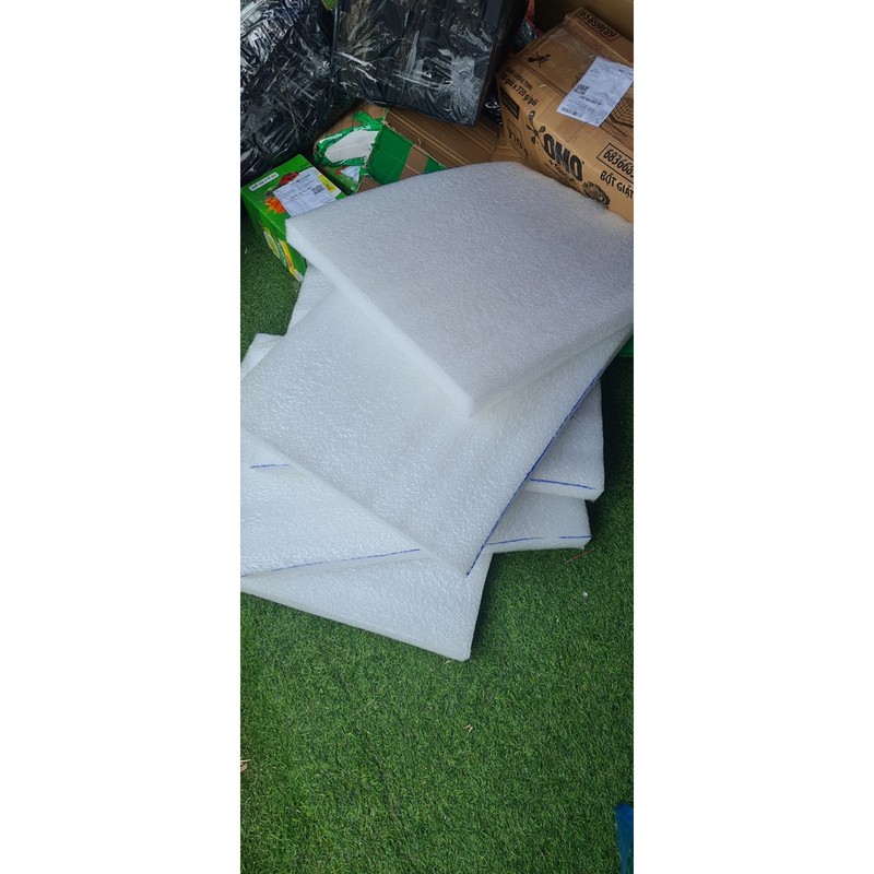 Tấm mút xốp trắng kích thước 60cm * 50cm