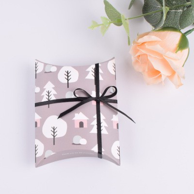 Hộp đựng quà, bánh kẹo, đồ trang sức họa tiết hoa lá – TQ10