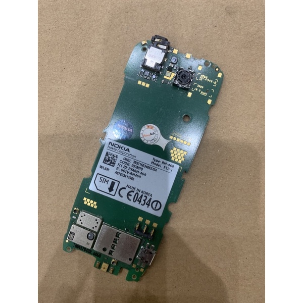 main nokia e52 chết
