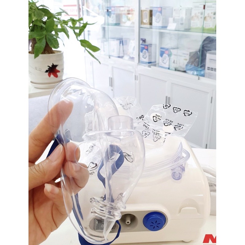Máy xông khí dung OMRON NE-C28 - Xông mũi họng cho bé và người lớn cao cấp,bền bỉ - Nhật Bản Chính hãng