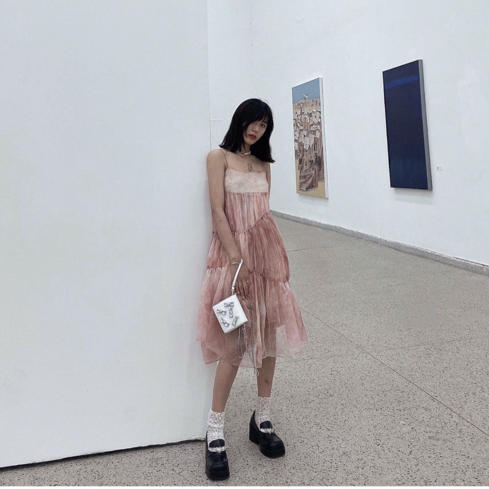 Túi đeo chéo đính nơ dễ phối đồ phong cách mùa hè thời trang cho nữ