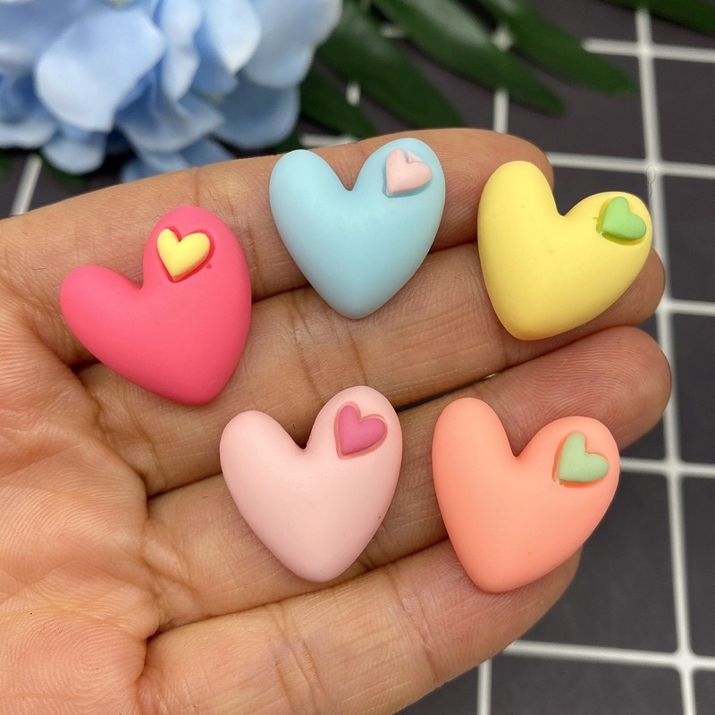 Charm trang trí dán điện thoại, charm trang trí in dấu chân tay bé