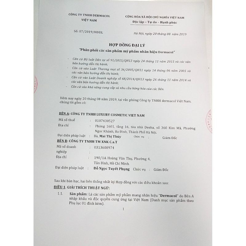 Kem nền che khuyết điểm Dermacol