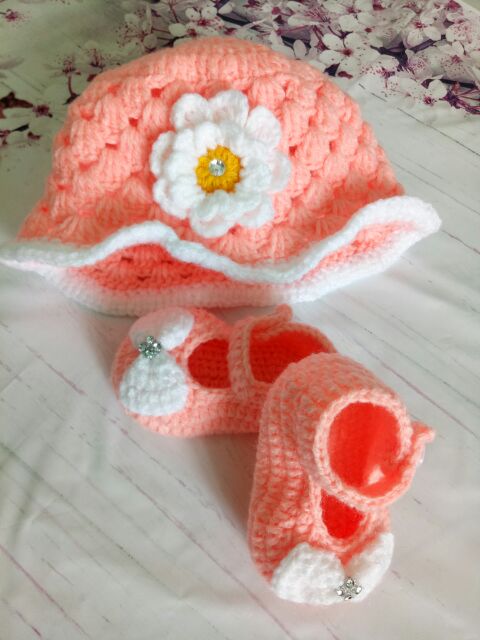 SET NÓN VÀ GIÀY CHO BÉ GÁI  MÀU CAM NGỌT