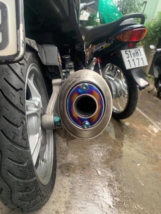 Tem titan dán trang trí đít bô 4road