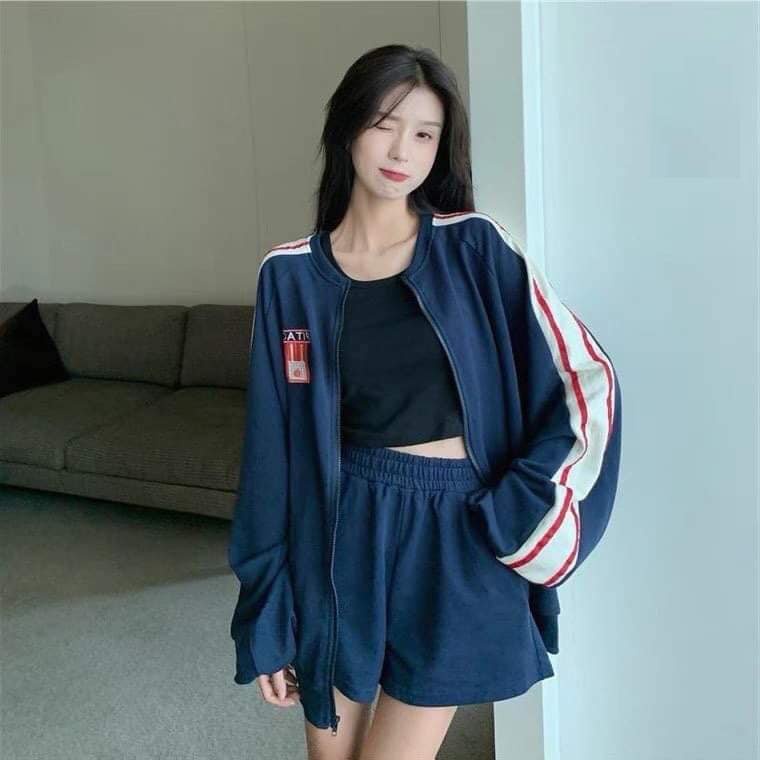 Áo Khoác Nỉ Nữ Pitao - Áo dài tay thể thao kẻ sọc dáng suông, thiết kế đơn giản, bắt mắt HOT