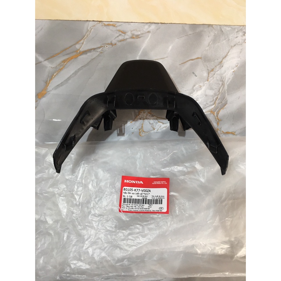 Nắp đèn soi biển số HONDA SH 125&150 năm 2017-2018-2019 màu Đen. *NH1* 80105K77V00ZA