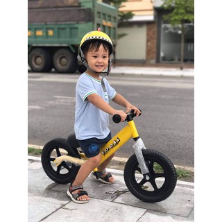 Xe thăng bằng cho bé 2020