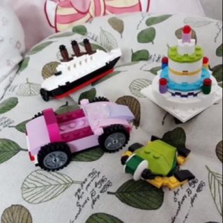 Bộ lego 460 chi tiết nắp xanh
