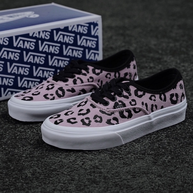 Giày Thể Thao Vans Vault LX Thêu Họa Tiết Báo Hồng 961