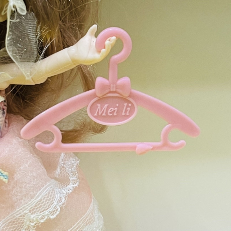 Móc quần áo mini cho búp bê, móc quần áo trang trí nhà búp bê
