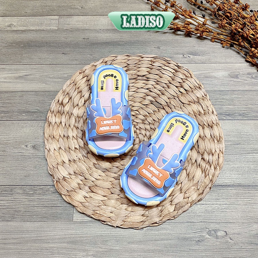 Dép bé gái LADISO mẫu mới siêu dễ thương TT426