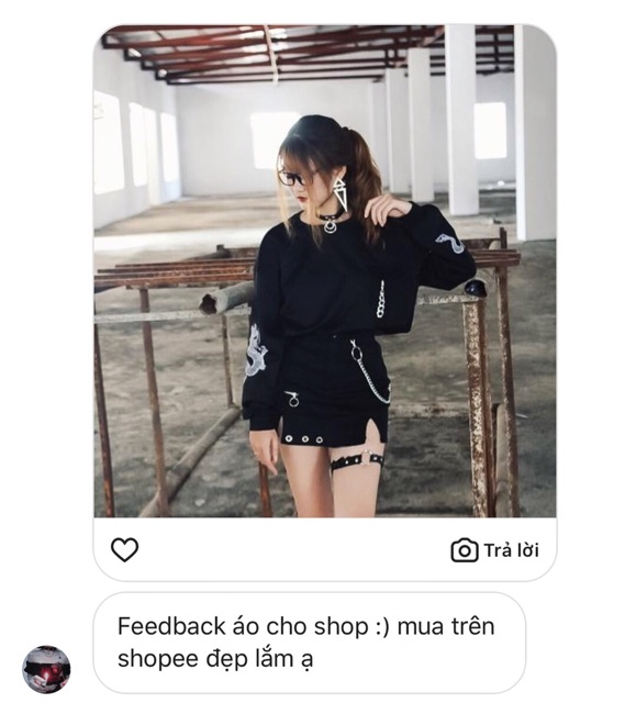 Chân váy khoá ring dây xích. | BigBuy360 - bigbuy360.vn