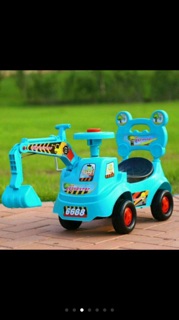 Xe cần cẩu chòi chân cho bé