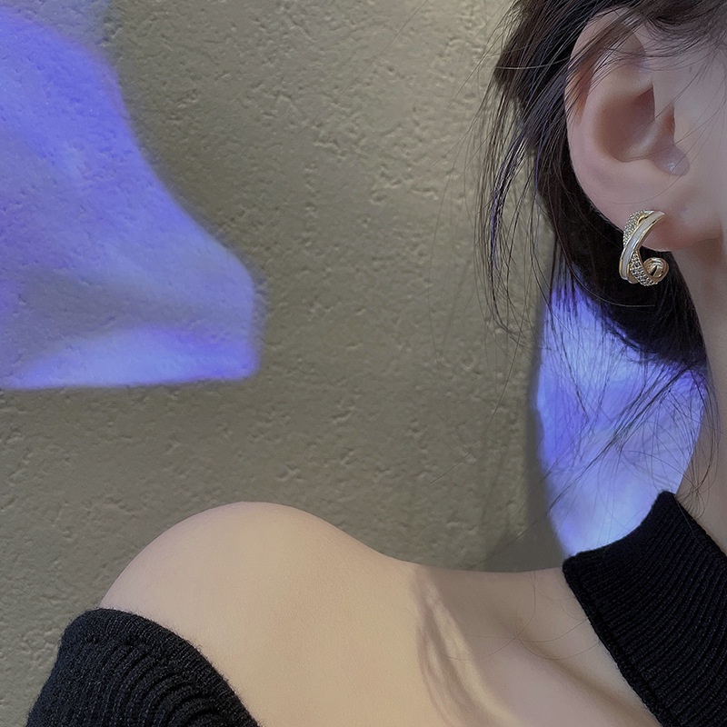 Khuyên Tai Kim Loại Hình Chữ Thập Phong Cách Hong Kong Cao Cấp