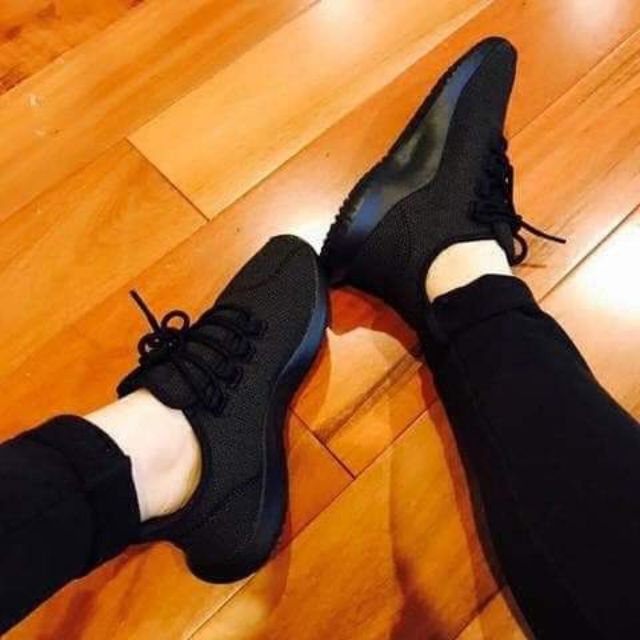COMBO GIÀY + NƯỚC HOA