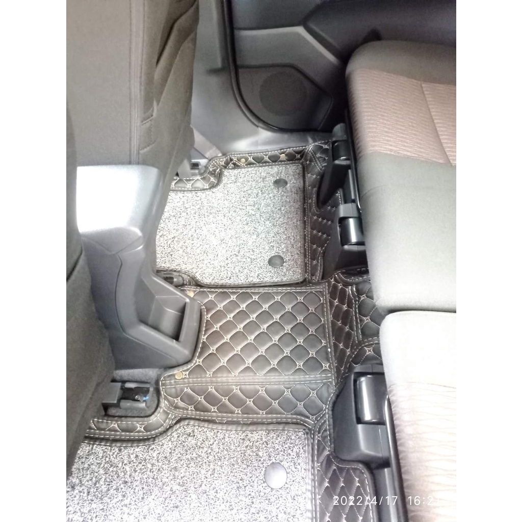 Thảm lót sàn ô tô 5D 6D cho Toyota Veloz da cao cấp không mùi không thấm nước phủ kín 90% sàn xe