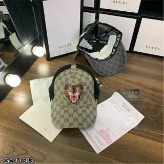 Mũ lưỡi trai hình động vật