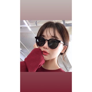 KÍNH MÁT ĐI BIỂN STYLE ULZZANG