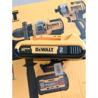 Pin dewalt 18v 2A chính hãng mới 100%