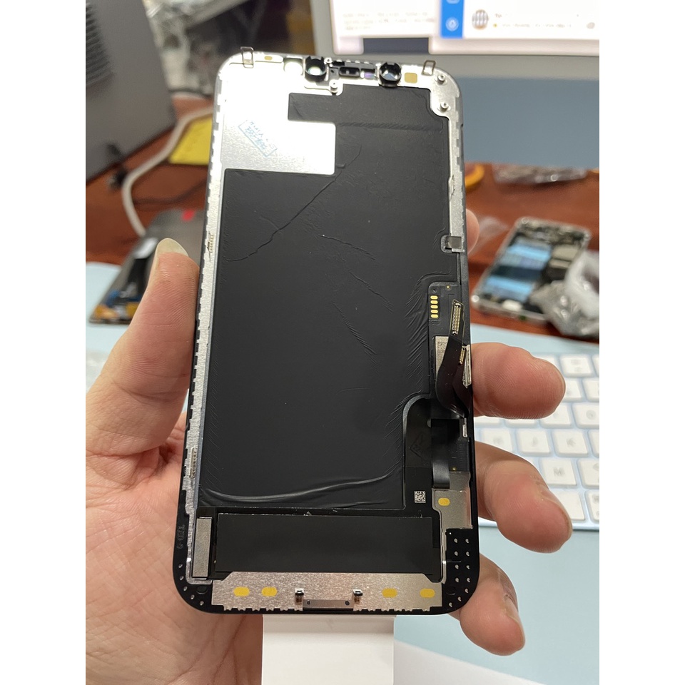 Màn 12/12pro zin ép kính tặng kèm bộ sửa thay thế.