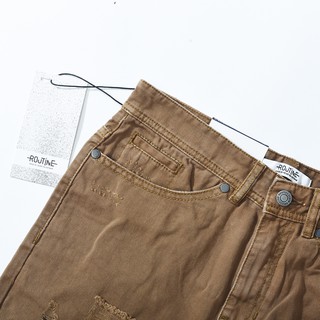 Quần short jean nam rách Routine 03