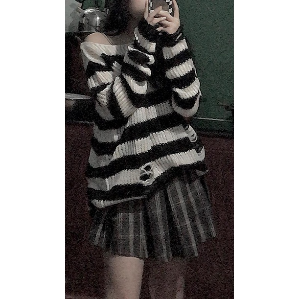 Áo len tay dài cổ tròn họa tiết kẻ sọc màu sắc thời trang cho nữ