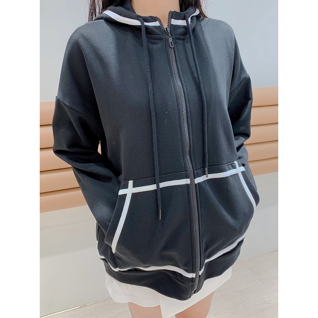 Áo khoác oversize form rộng viền THE CIU - Verity Jacket