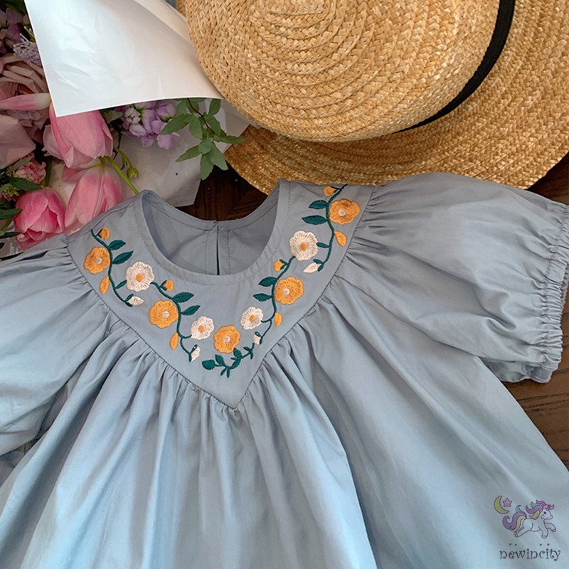 Bộ Áo Tay Phồng Thêu Hoa + Quần Short Thời Trang Mùa Hè Hàn Quốc Cho Bé Gái