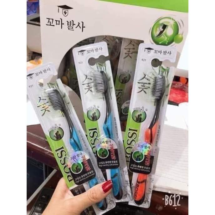 Bàn chải đánh răng than tre lông siêu mềm mã 921
