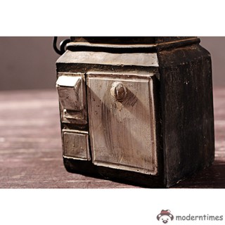 Bốt điện thoại phong cách retro trang trí nhà
