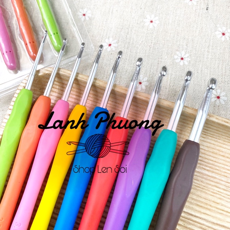Bộ Kim Móc Nhựa Colorful 9 Cây