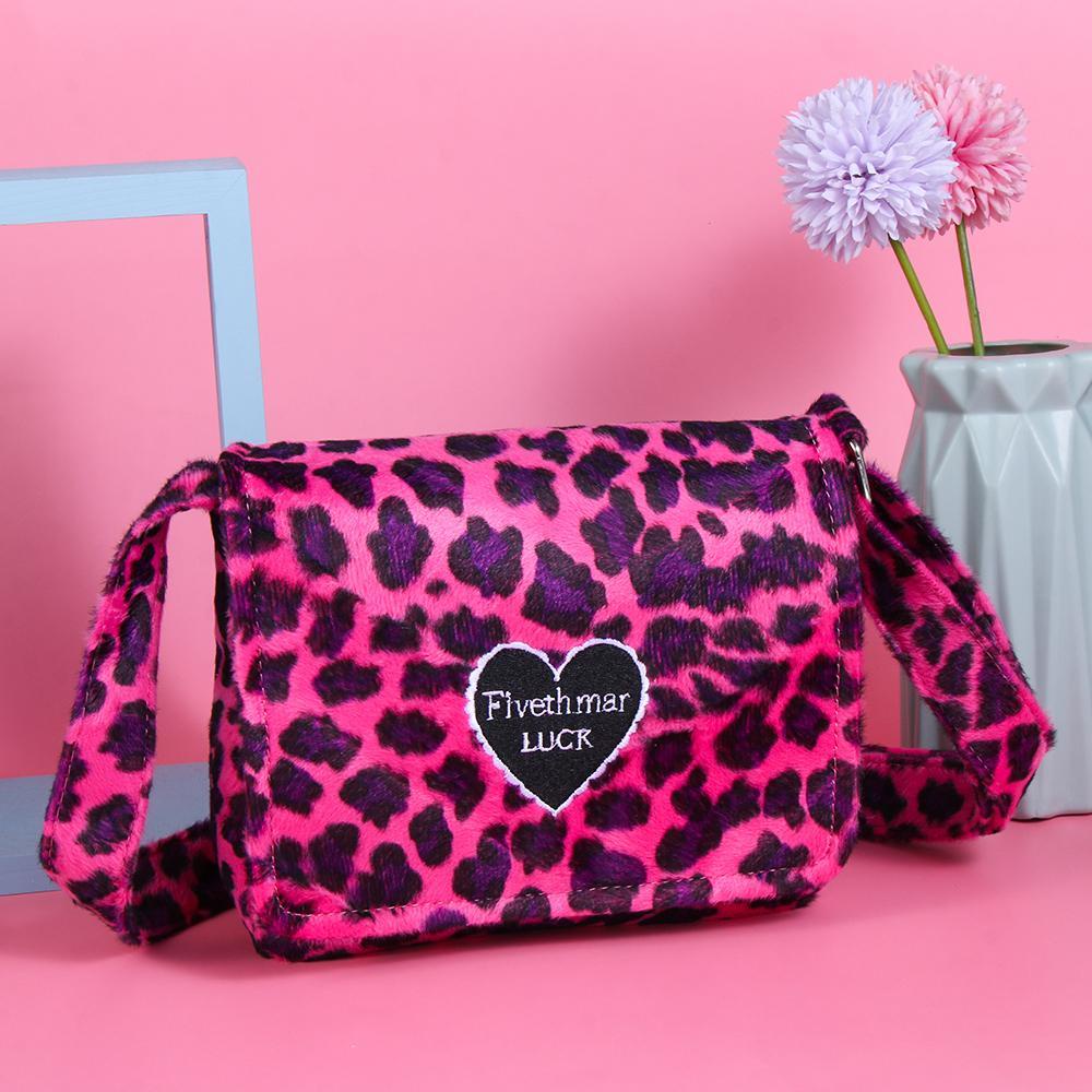 Túi Xách Mềm Mại Họa Tiết Trái Tim Thời Trang