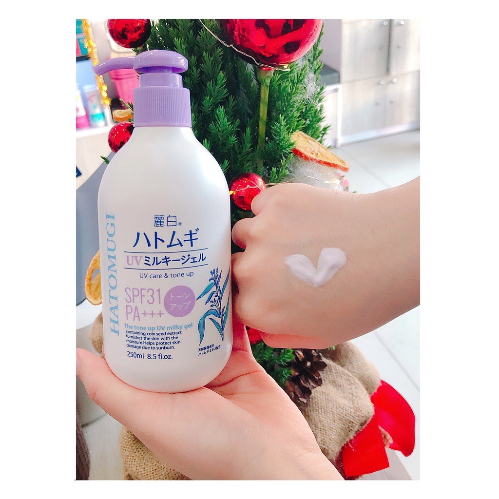 Sữa Dưỡng Thể Chống Nắng Dưỡng Da Trắng Hồng Nâng Tone Và Dưỡng Ẩm Da Hatomugi SPF31 PA +++ 250ml