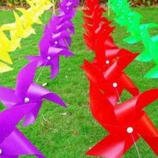 100 chong chóng nhựa 25cm
