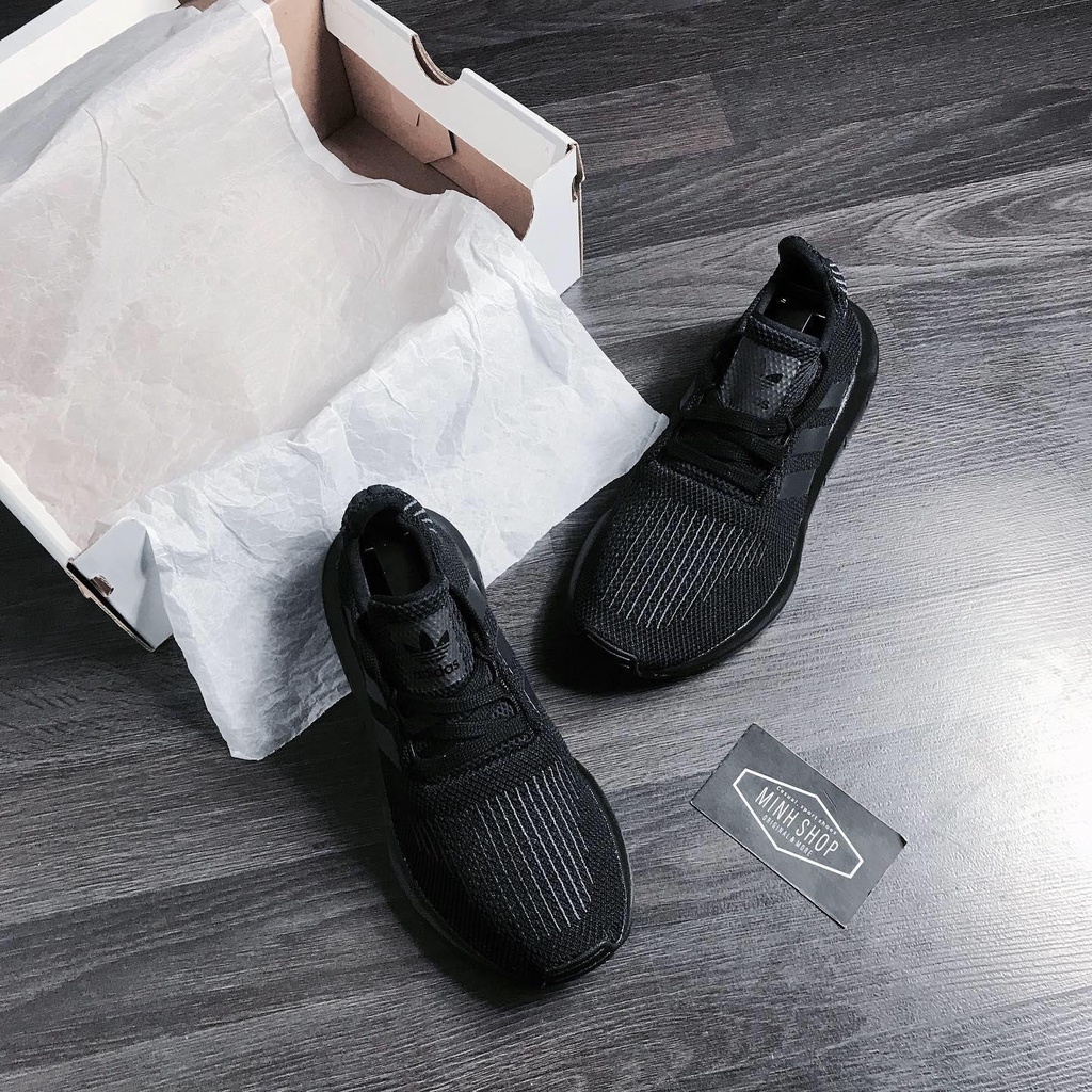 GIÀY ADIDAS SWIFT RUN - *All Black*
