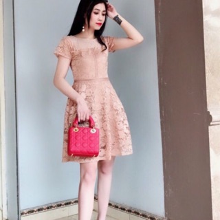 Váy ren cao cấp