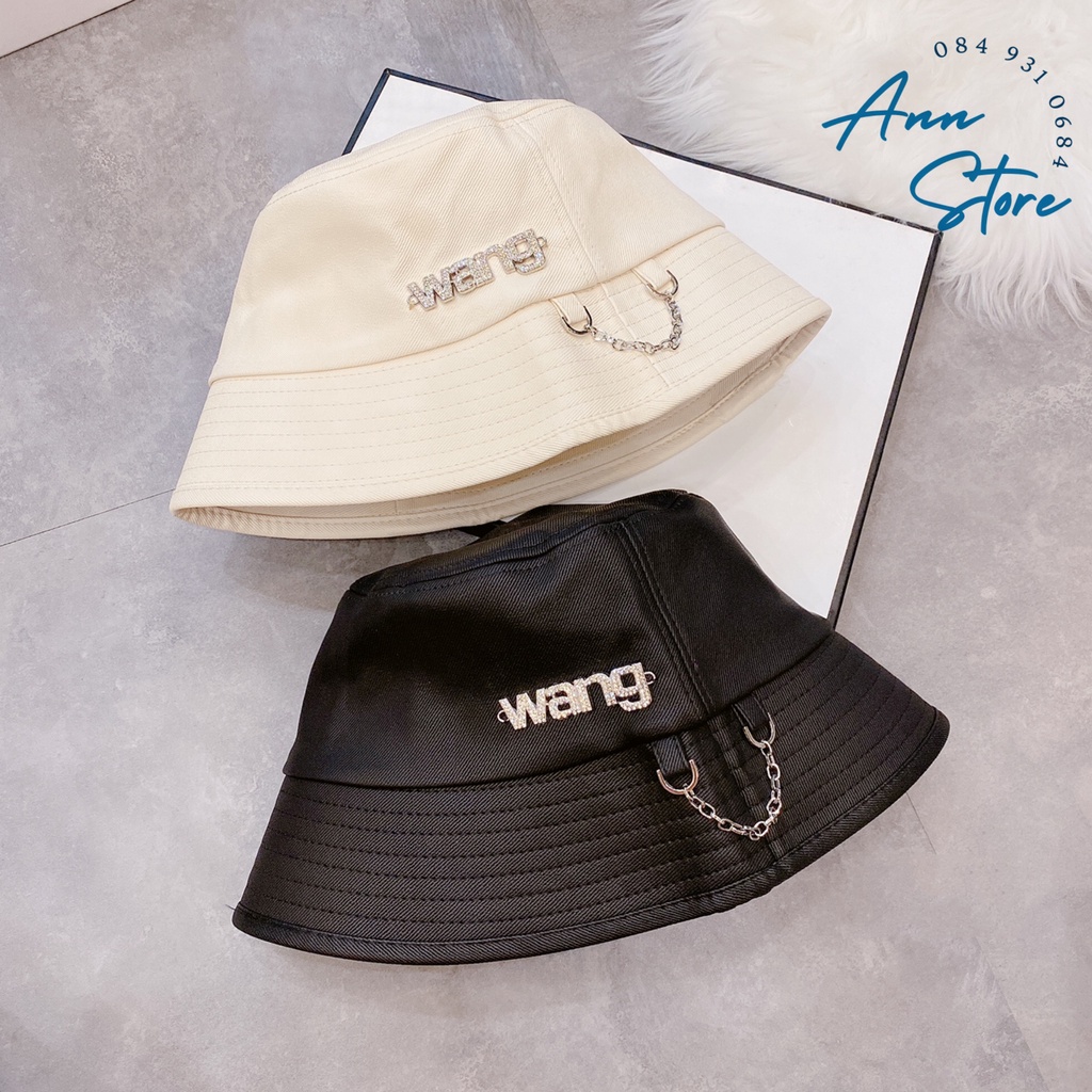 Mũ Bucket WANG dáng cụp Hàn Quốc, logo WANG nạm đá nổi bật, dây xích cực chất, mẫu mới tháng 11/2021