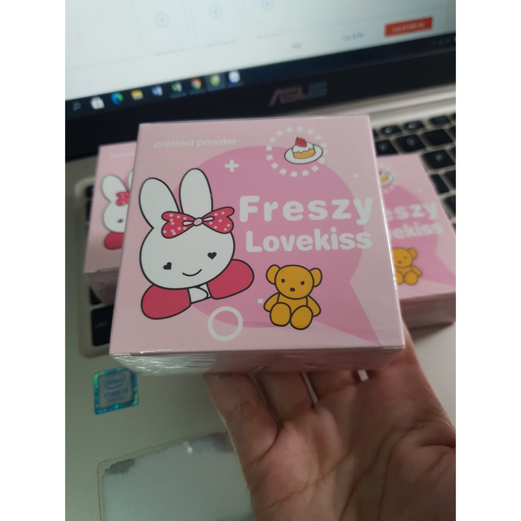 Phấn phủ kiềm dầu Freszy Lovekiss Hàn Quốc